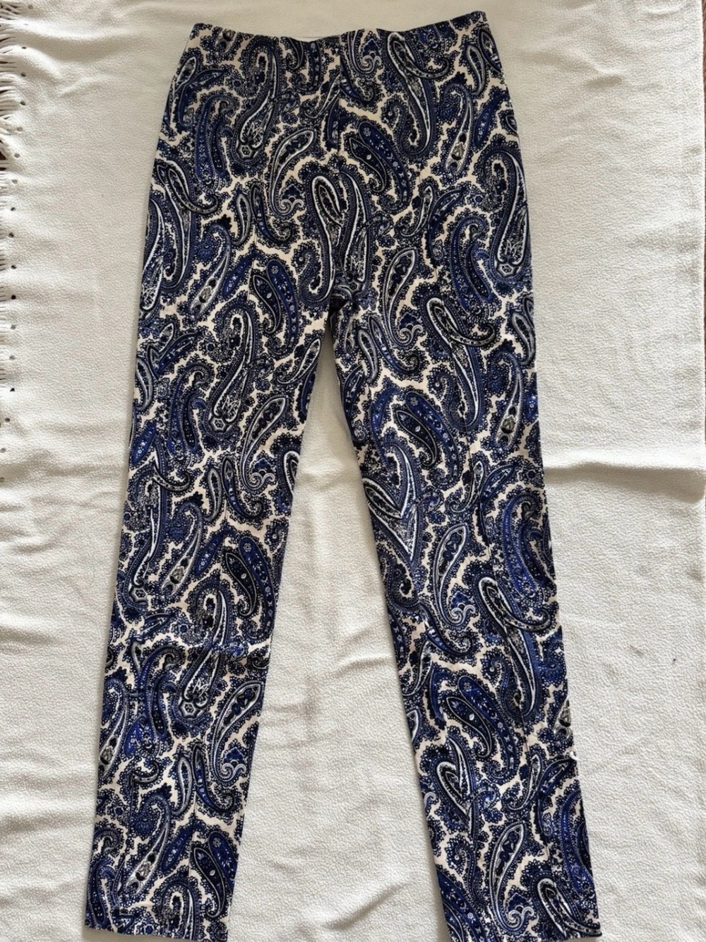 Diane Von Furstenberg Navy & White Paisley Leggings